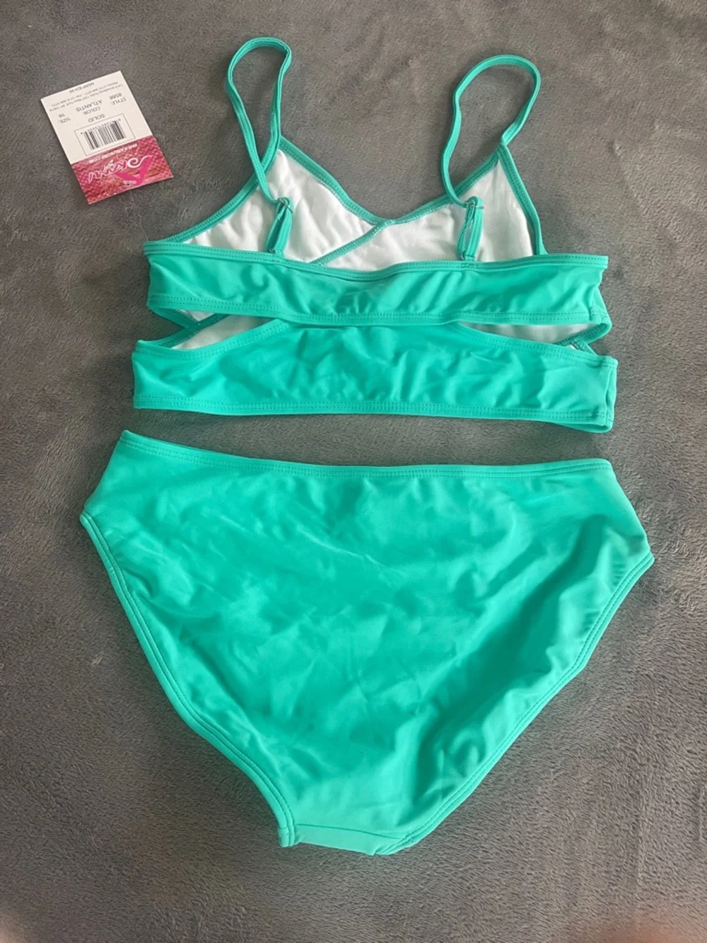 Kanu Surf Atlantis Solid green Swimwear Two piece youth size 16